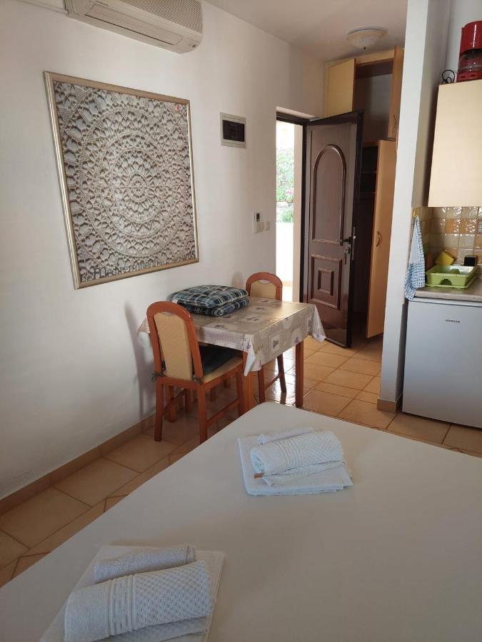 Apartmani Lavanda พาก ภายนอก รูปภาพ